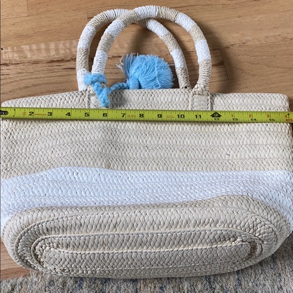NWOT Altru straw tote/beach bag - Picture 7 of 8